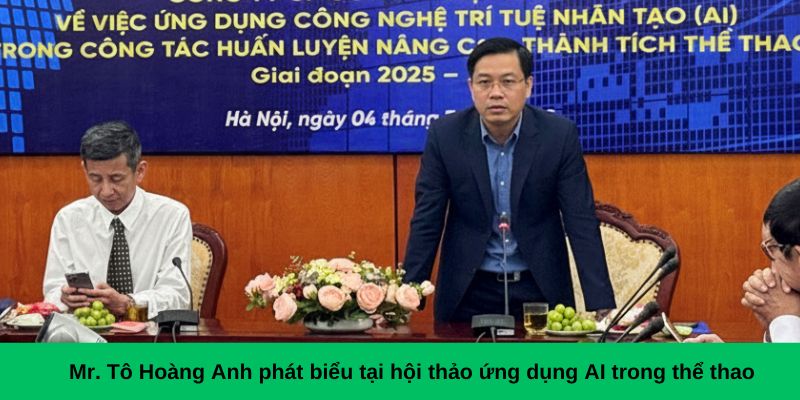 Ông Tô Hoàng Anh phát biểu tại hội thảo ứng dụng AI trong thể thao